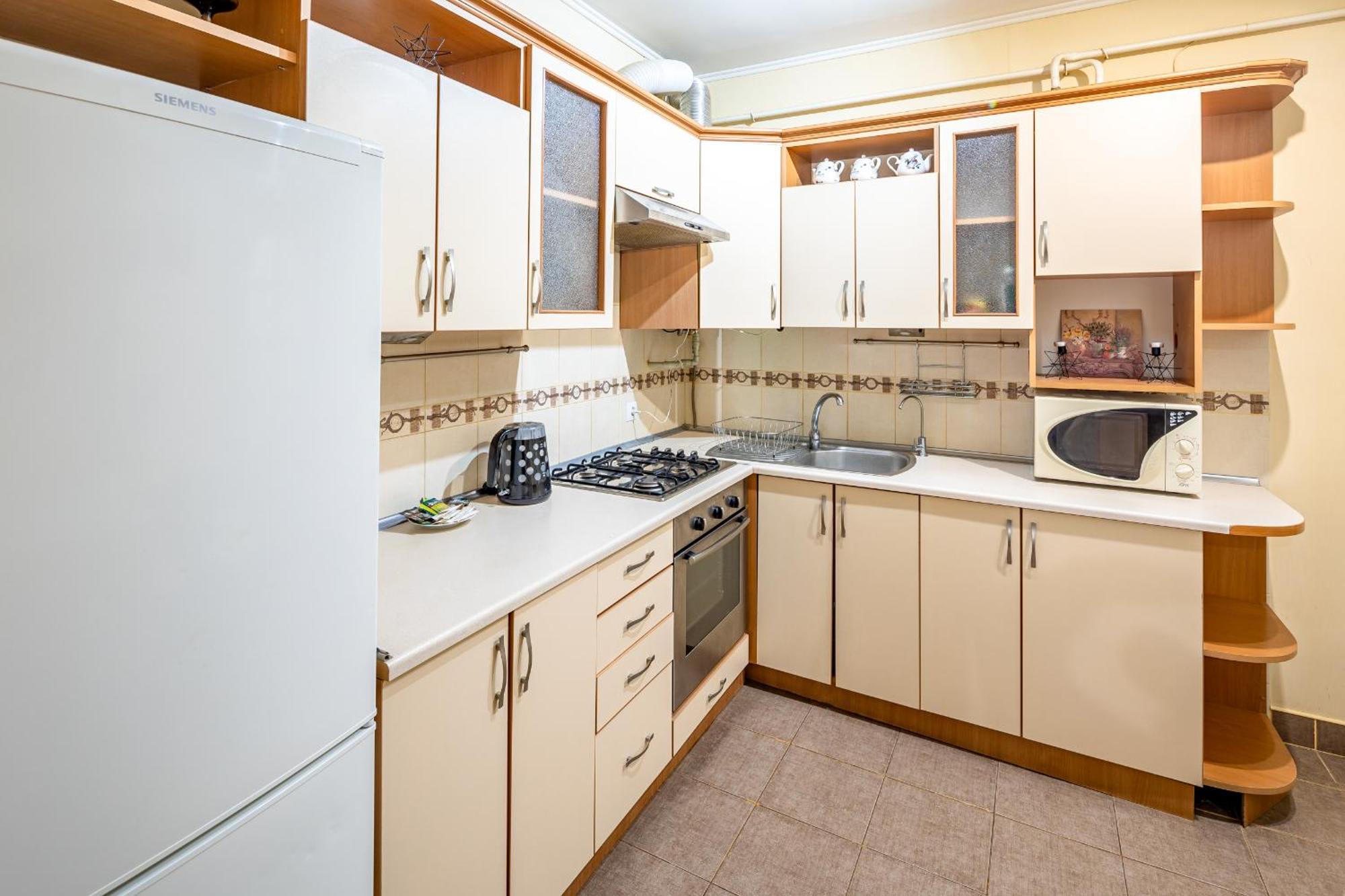 Just Another Comfy Apartment On The Main Squere. 2 Bedrooms, Own Heating, Ac Leópolis Exterior foto